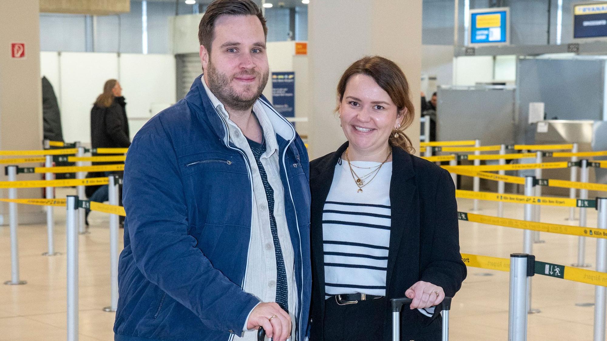 Laura verzichtet ihrem Freund Sebastian zuliebe auf das Feiern in Köln.