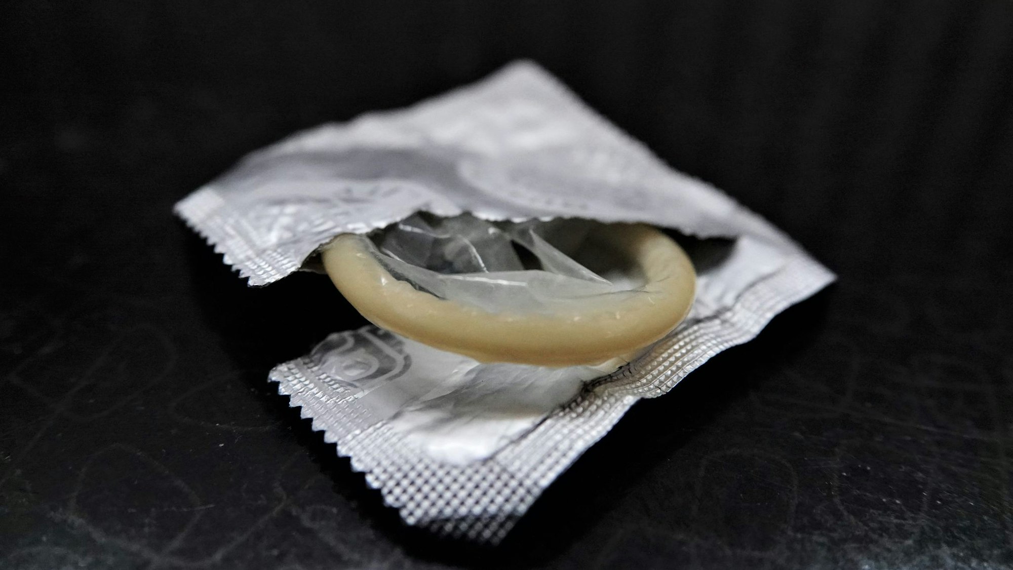 Im olympischen Dorf von Cortina sind nach einem Zeitungsbericht die Gratis-Kondome weg. (Archivbild)