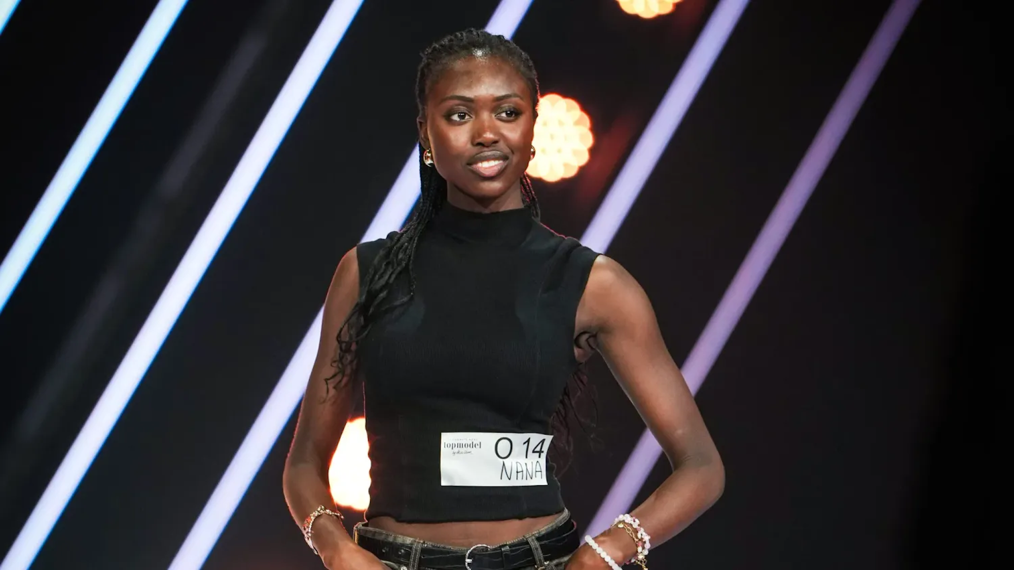 Nana will sich ebenfalls ihren Traum von der Modelkarriere erfüllen.