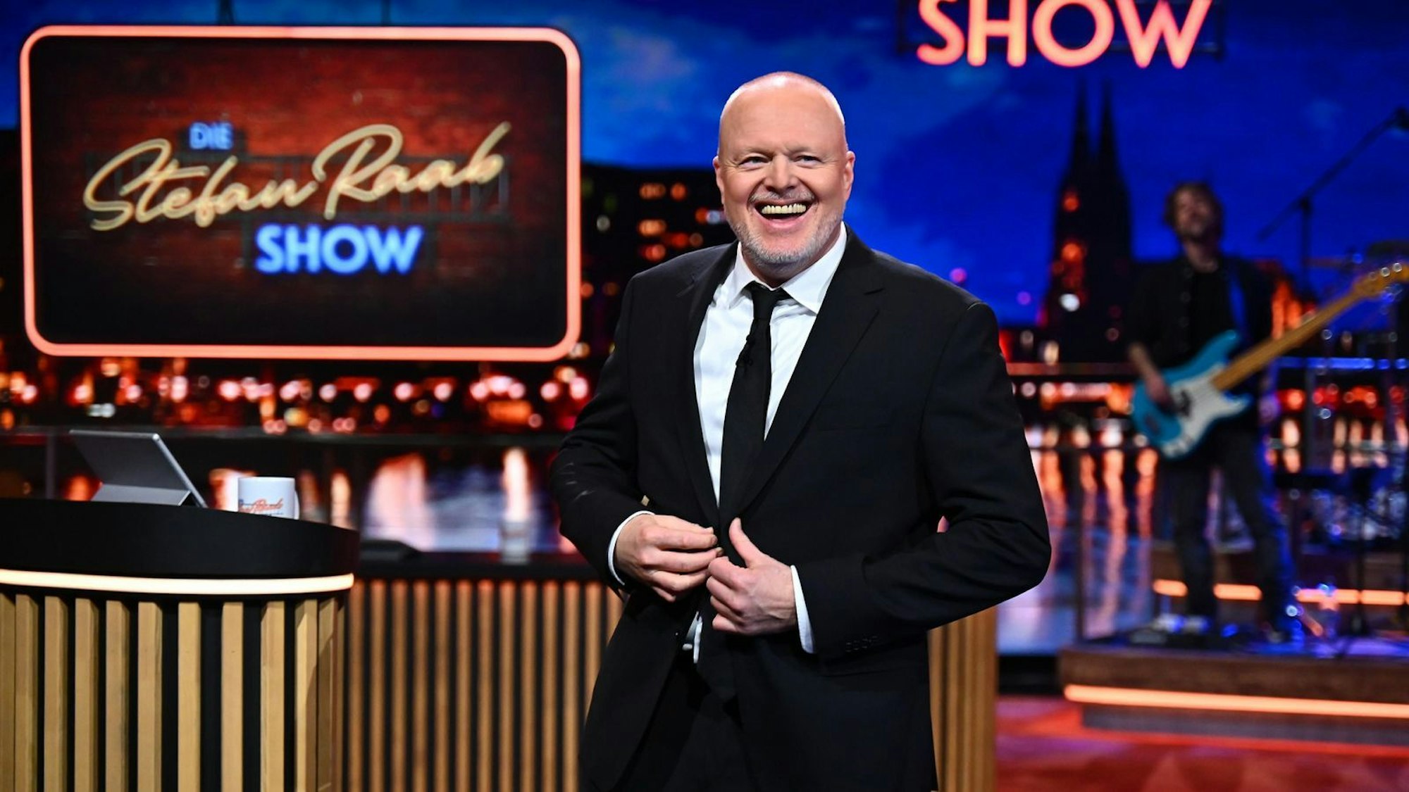 Angesichts der schlechten TV-Quoten dürfte Stefan Raab und RTL langsam aber sicher das Lachen vergehen. (Bild: RTL / Raab Entertainment / Julia Feldhagen)