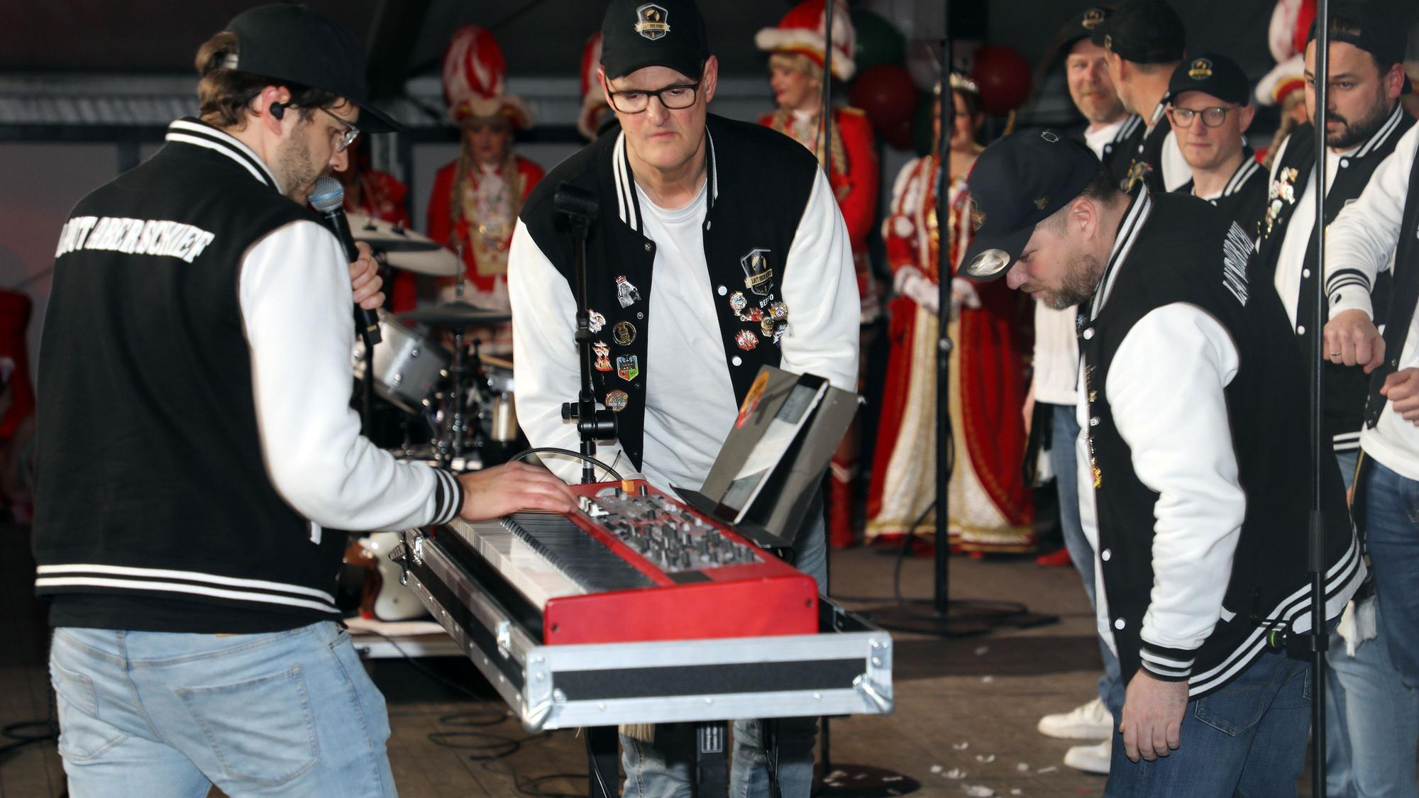 Das Foto zeigt den Aufbau der Technik