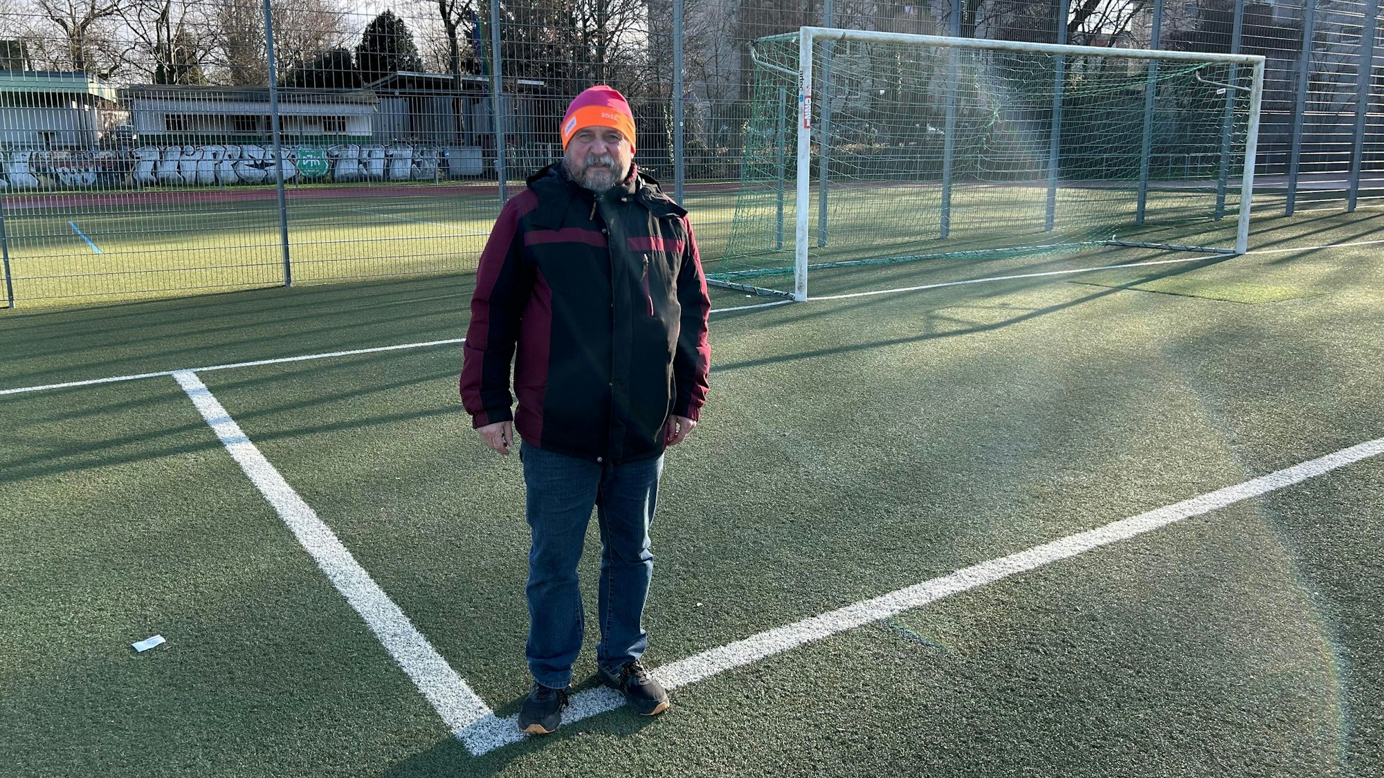 Jürgen Cremer auf der Sportanlage der TFG 1878 Nippes