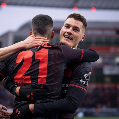 LEVERKUSEN, GERMANY - FEBRUARY 14: Patrik Schick Bayer 04 Leverkusen, 14 celebrates scoring his team s second goal with teammates during the Bundesliga match gameday 22 between Bayer 04 Leverkusen vs. FC St. Pauli at BayArena on February 14, 2026 in Leverkusen, Germany. Photo by Axel Kohring/Beautiful Sports Int. DFL REGULATIONS PROHIBIT ANY USE OF PHOTOGRAPHS AS IMAGE SEQUENCES AND/OR QUASI-VIDEO. Nordrhein-Westfalen Germany Copyright: xAxelxKohringx