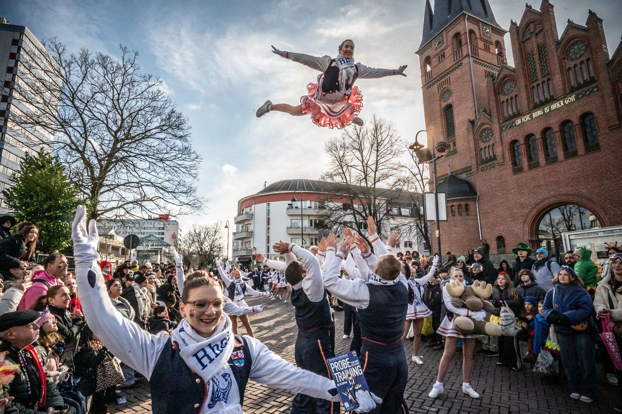 Zug Wiesdorf Bild: Ralf Krieger