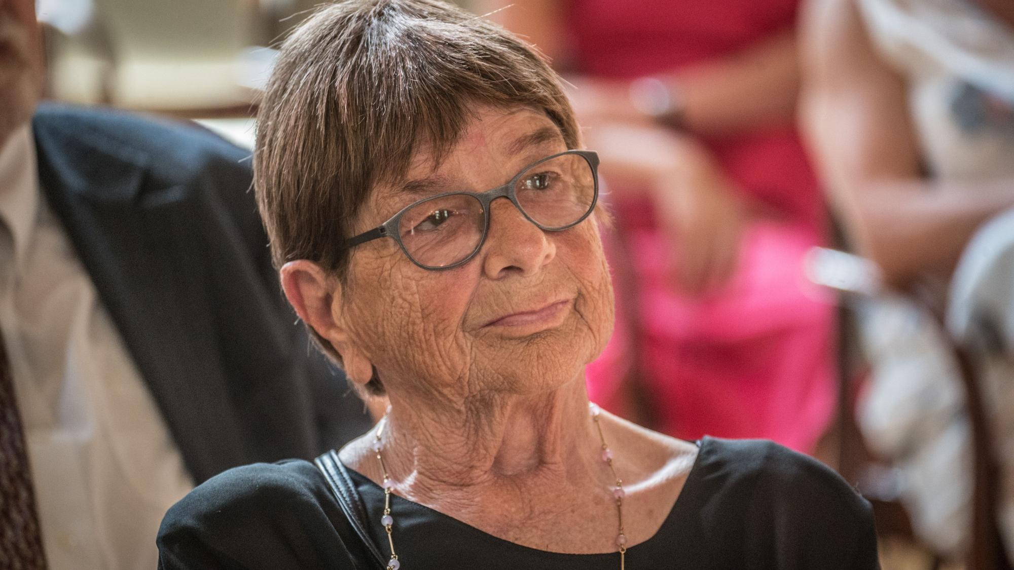Irmgard von Styp-Rekowski erhält das Bundesverdienstkreuz Bild: Ralf Krieger