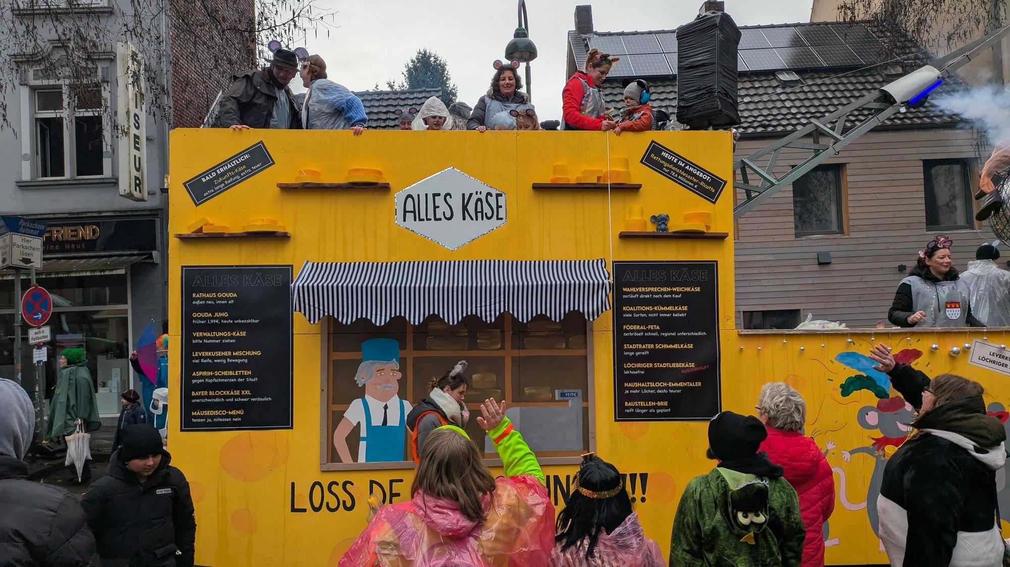 Die Imbacher Dorfgemeinschaft nimmt die Zustände in Leverkusen satirisch aufs Korn.