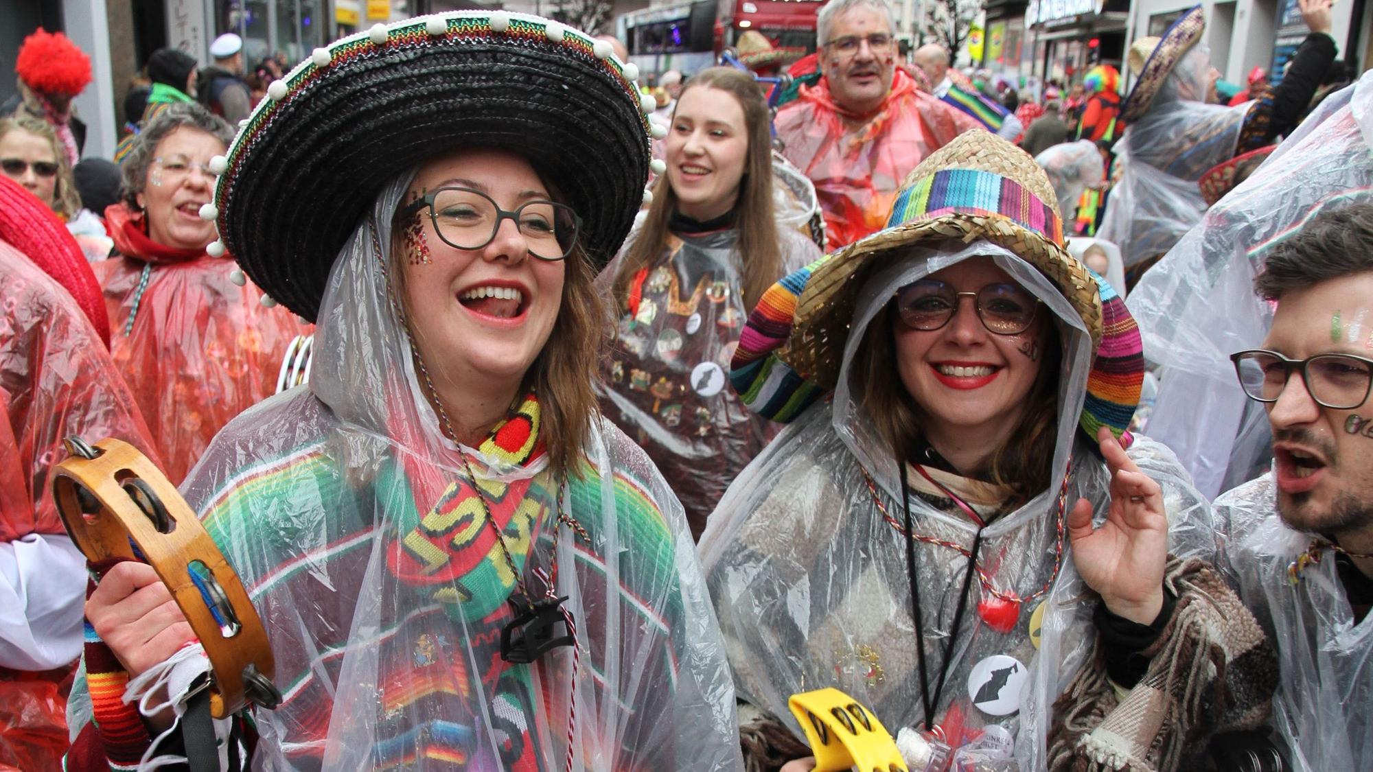 Rosenmontagszug in Siegburg, Ovverdörper Mexikaner