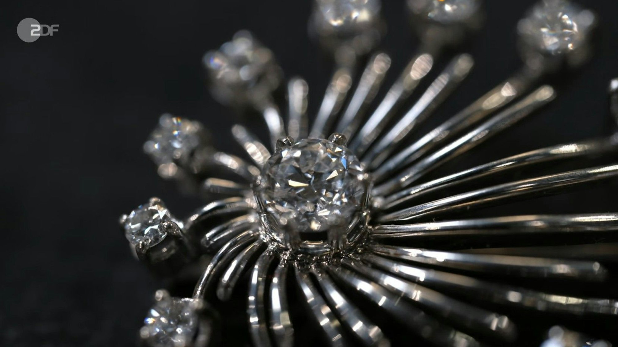 Die Brosche machte bei der Expertise von „Bares für Rares“ ordentlich Eindruck.