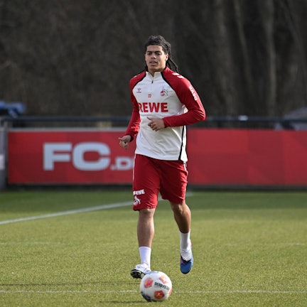 09.02.2026, xophax, Fussball 1.Bundesliga, 1.FC Koeln Training nach dem Leipzig Spiel. Jahmai Simpson - Pusey 1.FC Köln im Reha Training DFL/DFB REGULATIONS PROHIBIT ANY USE OF PHOTOGRAPHS as IMAGE SEQUENCES and/or QUASI-VIDEO Koeln *** 09 02 2026, xophax, Soccer 1 Bundesliga, 1 FC Koeln Training after the Leipzig match Jahmai Simpson Pusey 1 FC Köln in rehab training DFL DFB REGULATIONS PROHIBIT ANY USE OF PHOTOGRAPHS as IMAGE SEQUENCES and or QUASI VIDEO Koeln