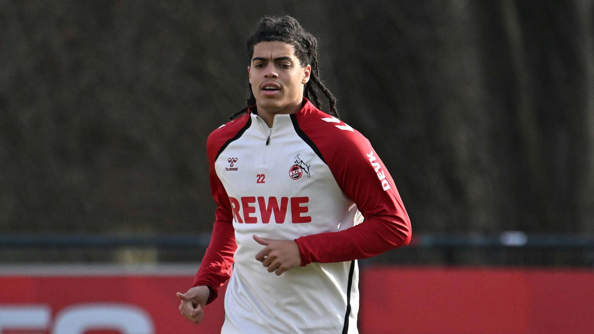 09.02.2026, xophax, Fussball 1.Bundesliga, 1.FC Koeln Training nach dem Leipzig Spiel. Jahmai Simpson - Pusey 1.FC Köln im Reha Training DFL/DFB REGULATIONS PROHIBIT ANY USE OF PHOTOGRAPHS as IMAGE SEQUENCES and/or QUASI-VIDEO Koeln *** 09 02 2026, xophax, Soccer 1 Bundesliga, 1 FC Koeln Training after the Leipzig match Jahmai Simpson Pusey 1 FC Köln in rehab training DFL DFB REGULATIONS PROHIBIT ANY USE OF PHOTOGRAPHS as IMAGE SEQUENCES and or QUASI VIDEO Koeln