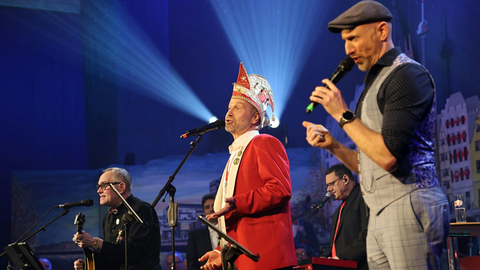 Das Herrengedeck mit (v.l.) JP Weber, Volker Weininger („Sitzungspräsident“) und Martin Schopps