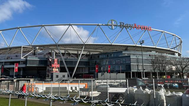 In der Bay-Arena findet am Samstag die Saisoneröffnung statt.