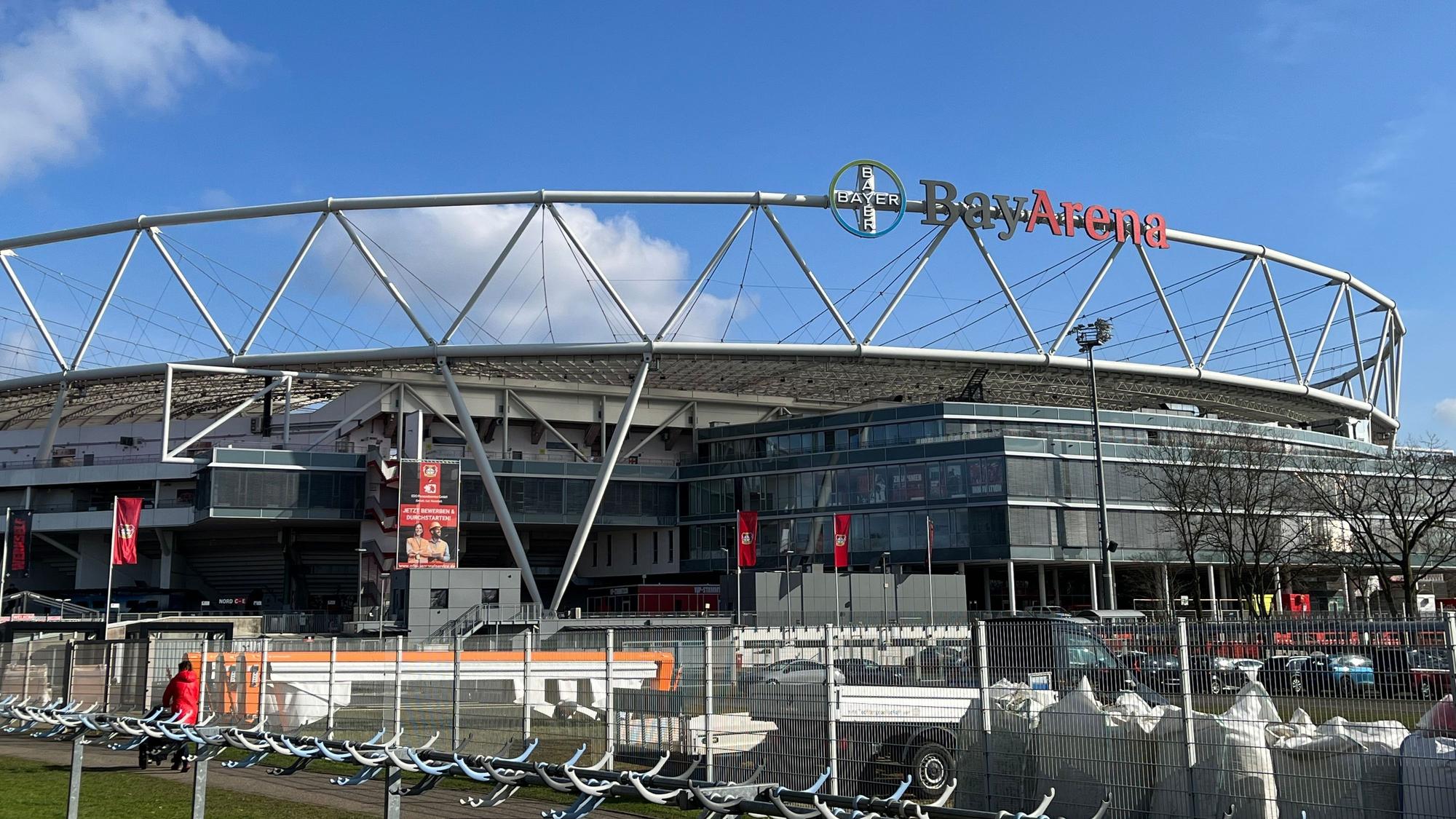 In der Bay-Arena findet am Samstag die Saisoneröffnung statt.