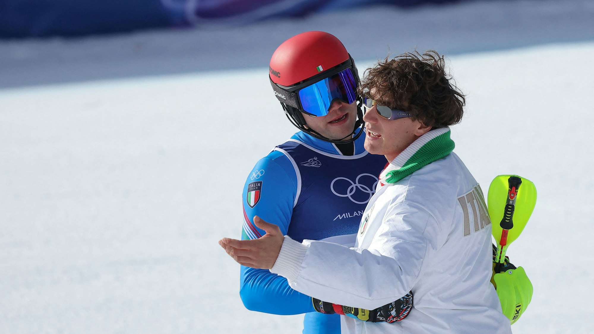 Giovanni Franzoni im Ziel mit Alex Vinatzer.