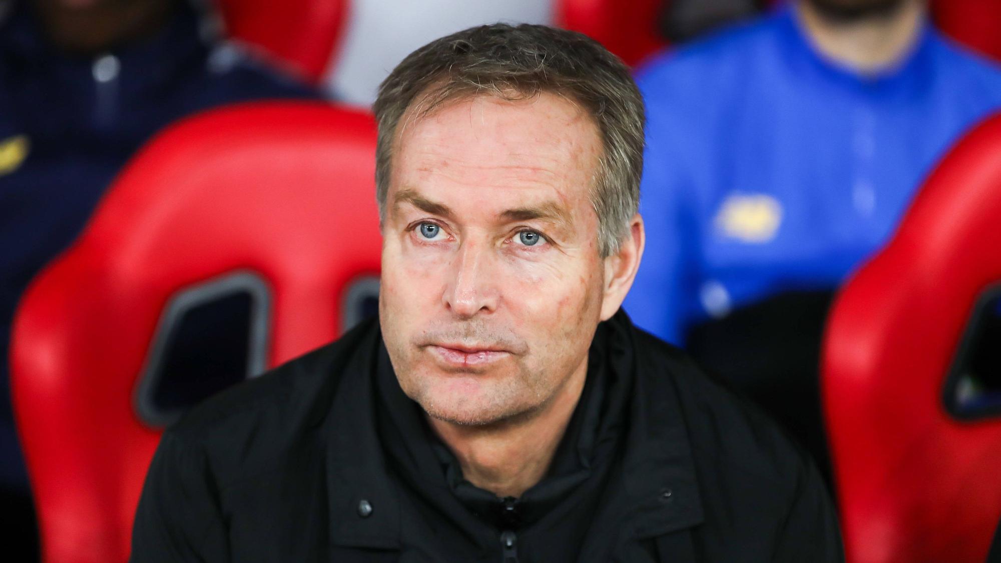 Head Coach Kasper Hjulmand of Bayer Leverkusen during the UEFA Champions League, play-offs 1st leg game between Olympiacos and Bayer 04 Leverkusen at Georgios Karaiskakis Stadium on February 18, 2026, in Piraeus, Greece. PUBLICATIONxNOTxINxITA Copyright: xStefanosxKyriazis/IPAxSportx/xipa-agency.netx/xx IPA_71711877 IPA_Agency_IPA71711877