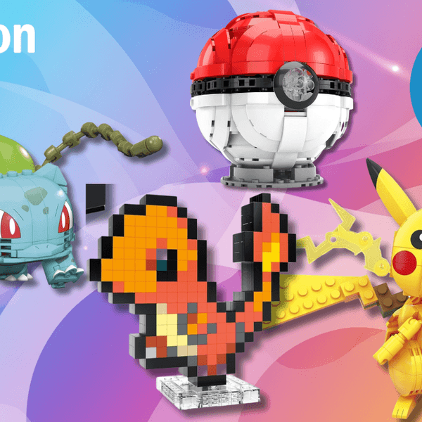 Verschiedene Pokemon Bausteinsets von Pikachu, Bisasam, Glumanda und einem Pokeball vor einem bunten Hintergrund.