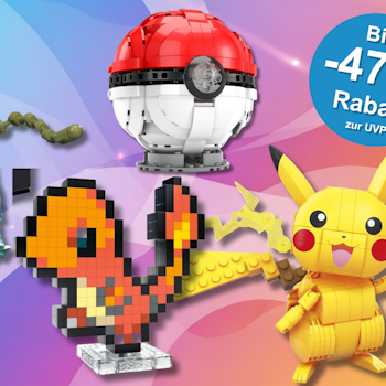 Verschiedene Pokemon Bausteinsets von Pikachu, Bisasam, Glumanda und einem Pokeball vor einem bunten Hintergrund.