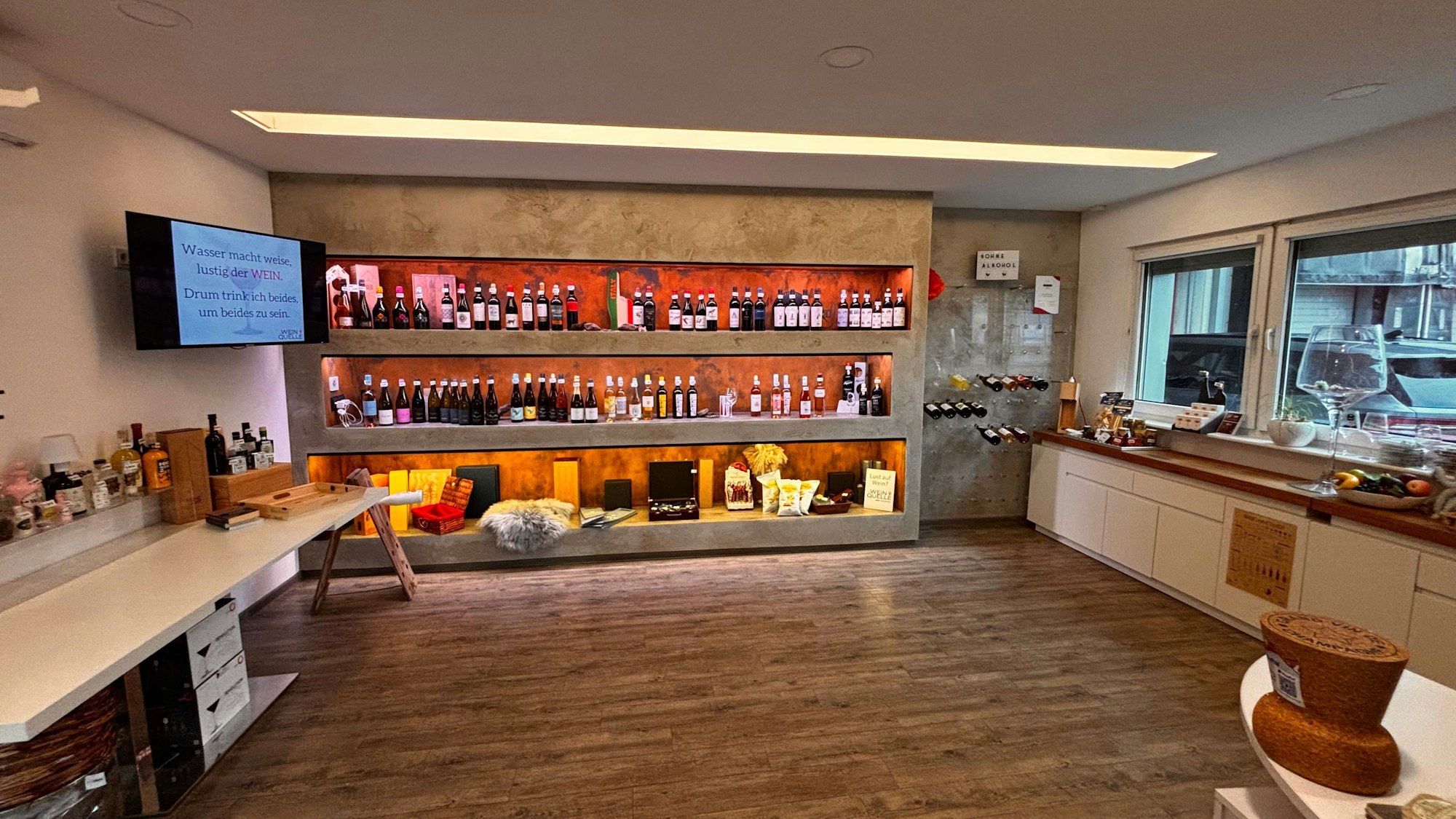 Showroom der Weinhandlung "Die Weinquelle" in Troisdorf