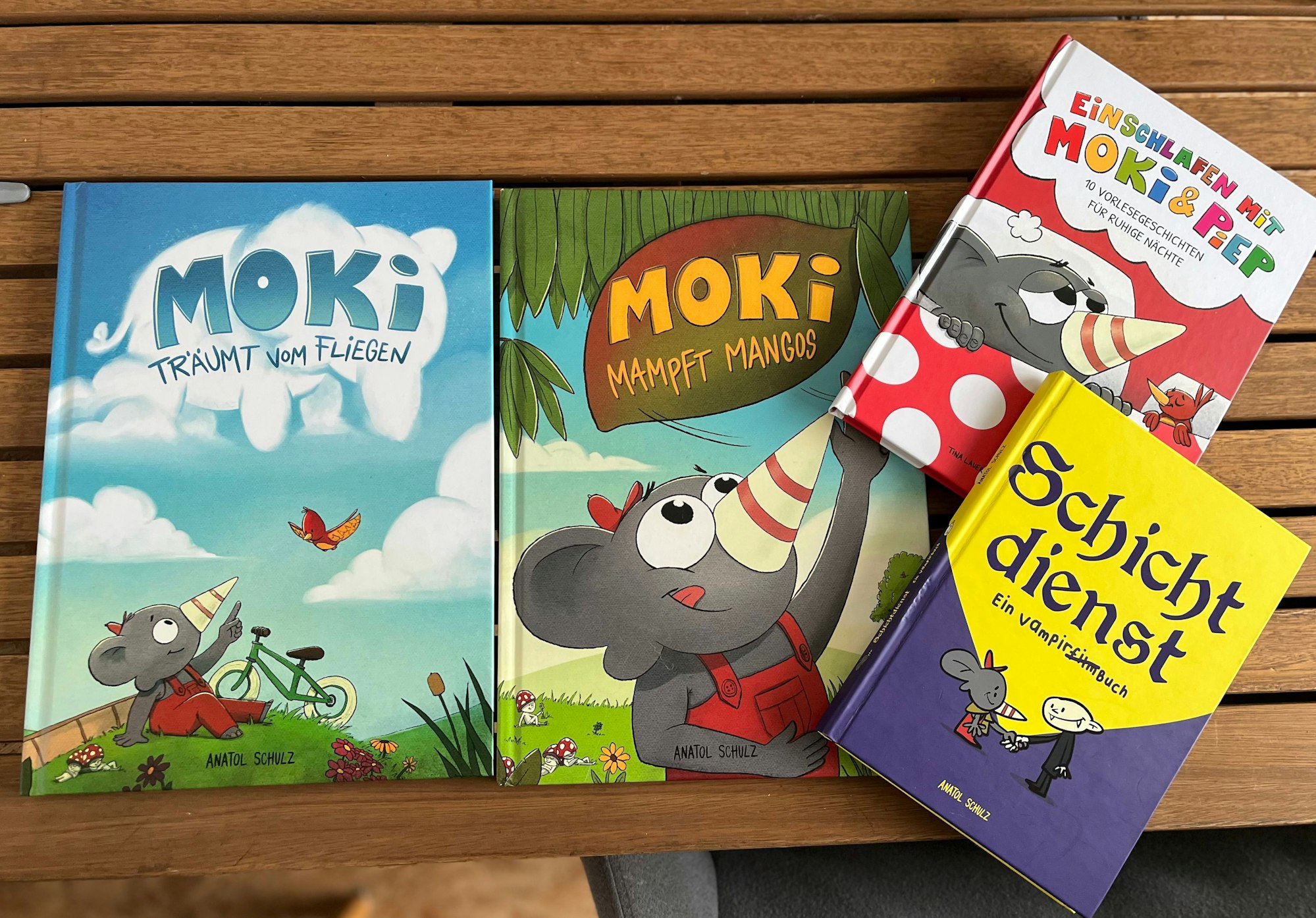 Moki-Bücher von Anatol Schulz.
