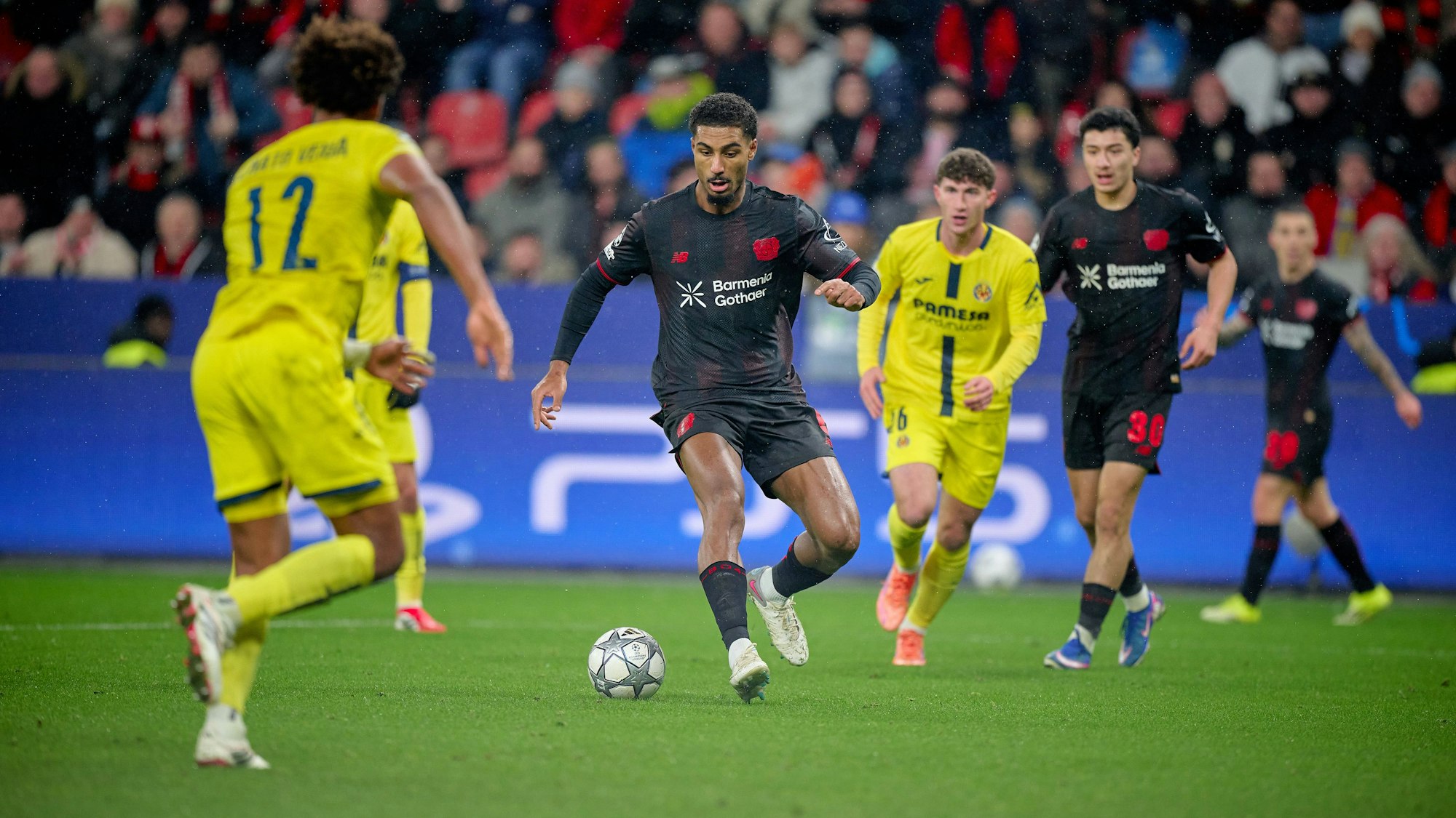 LEVERKUSEN, GERMANY - 28 JANUARY, 2026: Loic Bade - The UEFA Champions League football match between Bayer 04 Leverkusen vs Villareal FC at BayArena. PUBLICATIONxNOTxINxRUS Copyright: xVitaliixKliuievx