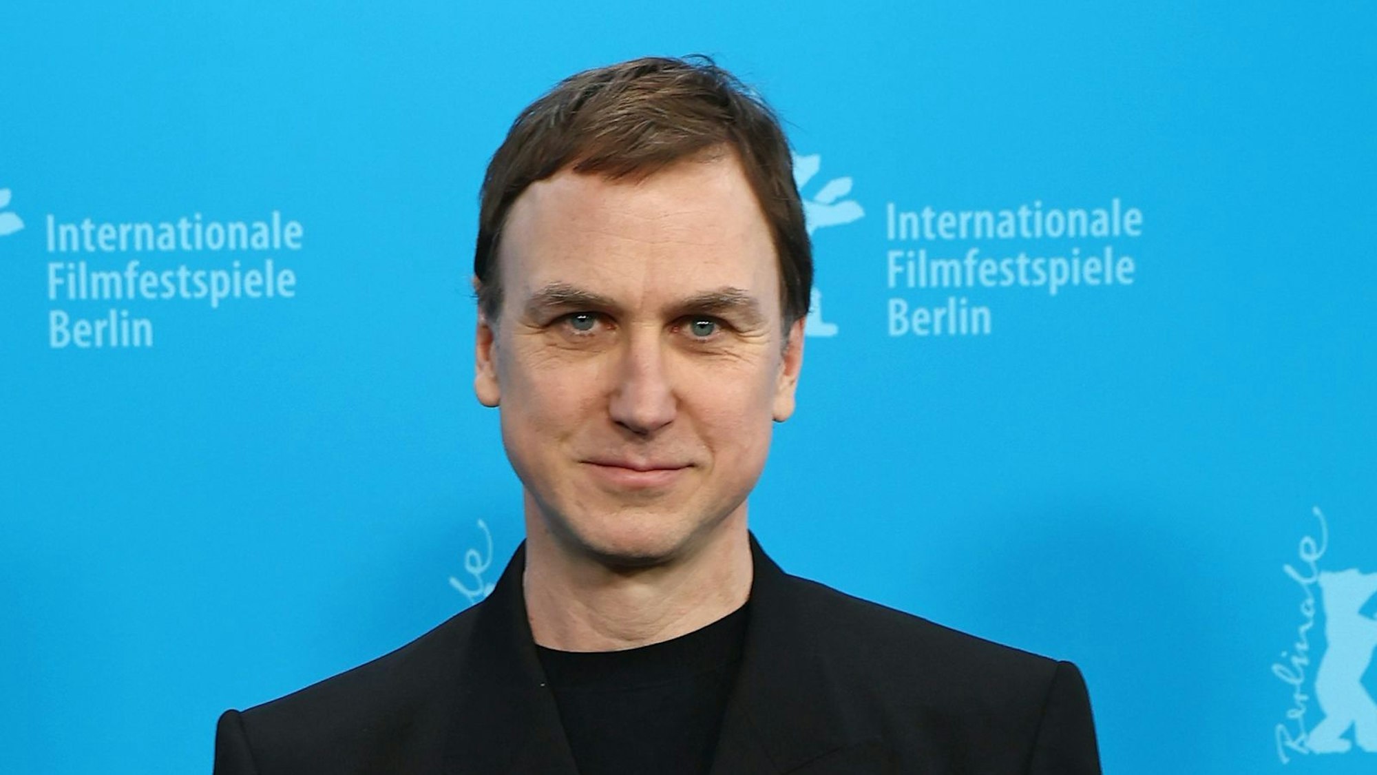 Bei der jüngsten Aufführung des Theaterstücks „Richard III.“ mit Lars Eidinger kam es in Berlin zu einem blutigen Zwischenfall. (Bild: Getty Images / Arturo Holmes)