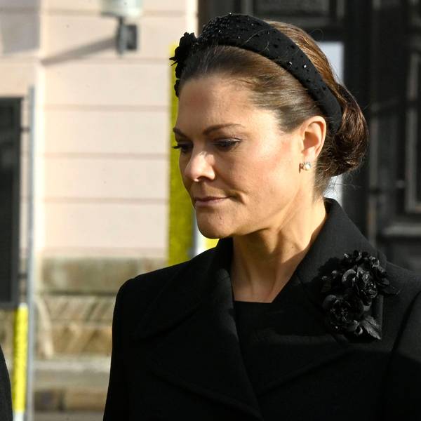 Kronprinzessin Victoria (49) hatte sich bis kurz vor dem Zwischenfall noch im Inneren des Palastes aufgehalten.