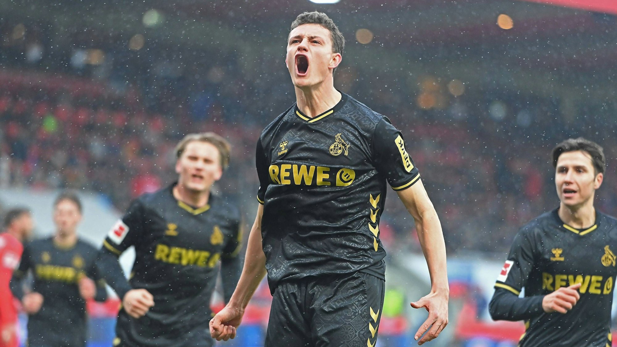 Torjubel Eric MARTEL 1.FC Koeln nach Tor zum 1-1,Jubel,Freude,Begeisterung, Aktion. Fussball 1. Bundesliga Saison 2025/2026, 16.Spieltag, Spieltag16 1.FC Heidenheim - 1.FC Koeln am 10.01.2026, VOITH ARENA *** Goal celebration Eric MARTEL 1 FC Koeln after goal to 1 1,jubilation,joy,enthusiasm, Action Soccer 1 Bundesliga Season 2025 2026, 16 Matchday, Matchday16 1 FC Heidenheim 1 FC Koeln on 10 01 2026, VOITH ARENA