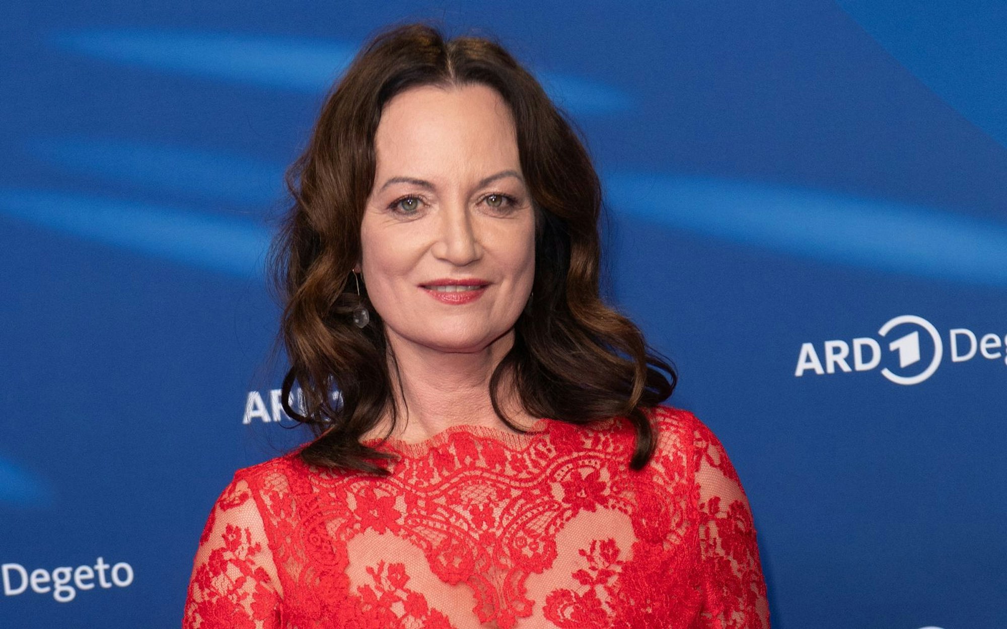 Natalia Wörner blickt mit gemischten Gefühlen auf den Auszug ihres inzwischen erwachsenen Sohnes zurück. (Bild: 2025 Getty Images/Matthias Nareyek)