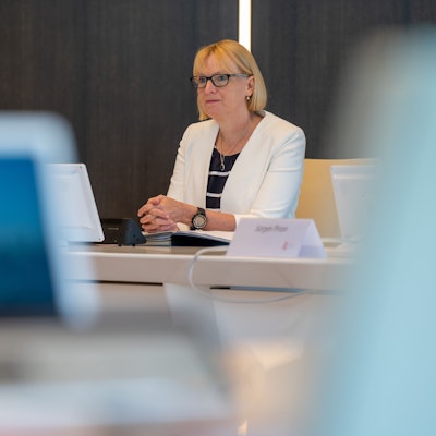 23.06.2022, Köln: Stefanie Haaks während der Billanzpressekonferenz der SWK Stadwerke Köln GmbH. Foto: Uwe Weiser