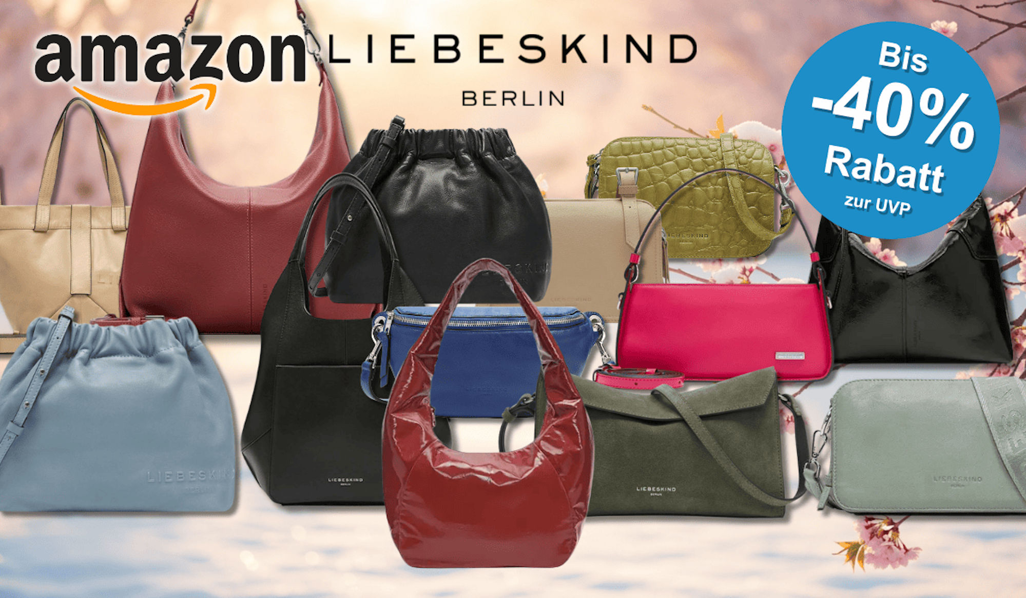 Eine Darstellung von verschiedenen Liebeskind Berlin Taschen vor einem winterlichen Hintergrund.
