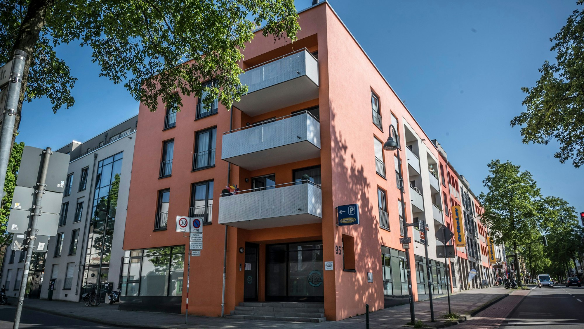 Kölner Straße / Karlstraße Sozialpsychiatrisches Zentrum. Foto: Ralf Krieger