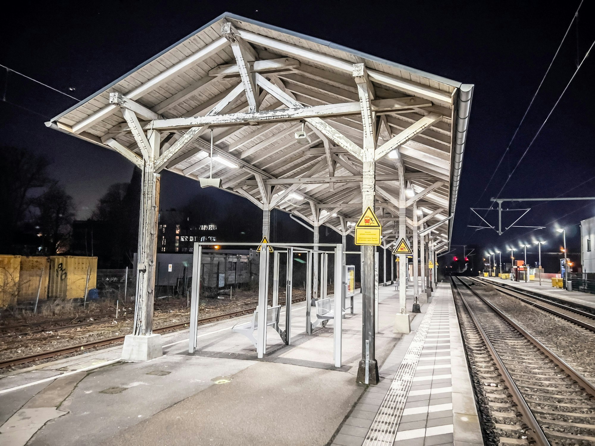 Generalsanierung der Eisenbahnstrecke Köln-Hagen. Hier im Bahnhof Manfort Bild: Ralf Krieger