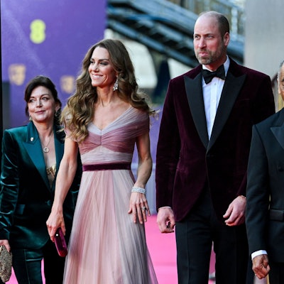 Der britische Thronfolger Prinz William und seine Frau Prinzessin Kate kommen zur Verleihung der 79. British Academy Film Awards (Bafta) in der Royal Festival Hall.