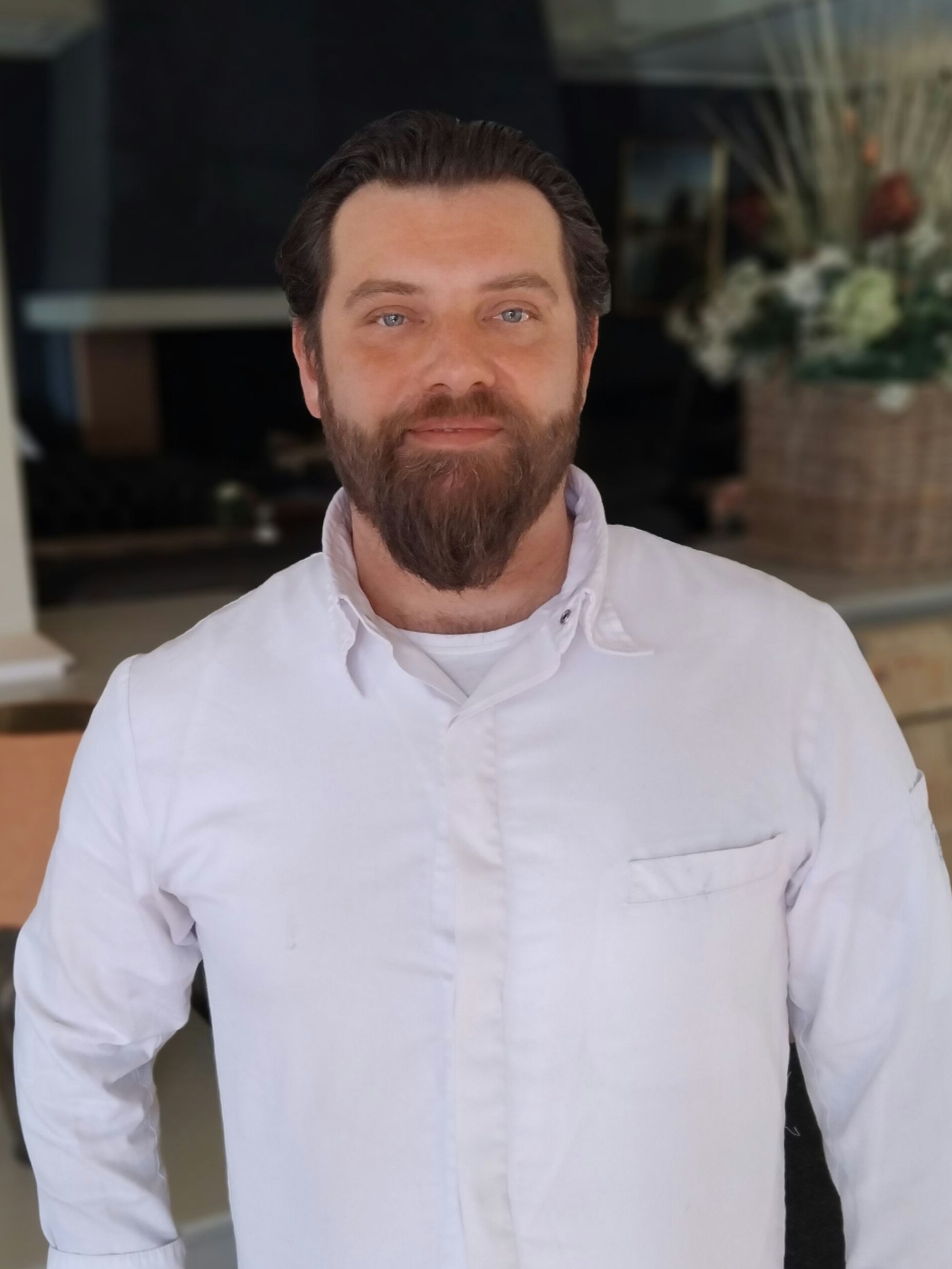 Chefkoch Sascha Heinz will die Gäste im Gourmet-Restaurant überraschen:
"Wir setzen in Parisot auf den Wow-Effekt."