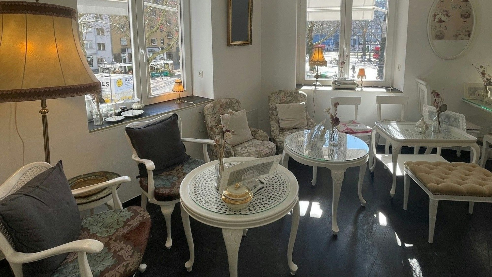 Interieur im Landhaus-Stil im Miss Päpki in Köln.