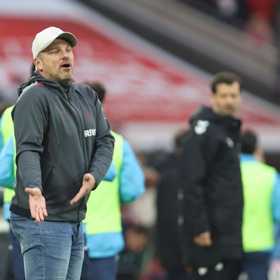 FC-Trainer Lukas Kwasniok während der Partie gegen Hoffenheim