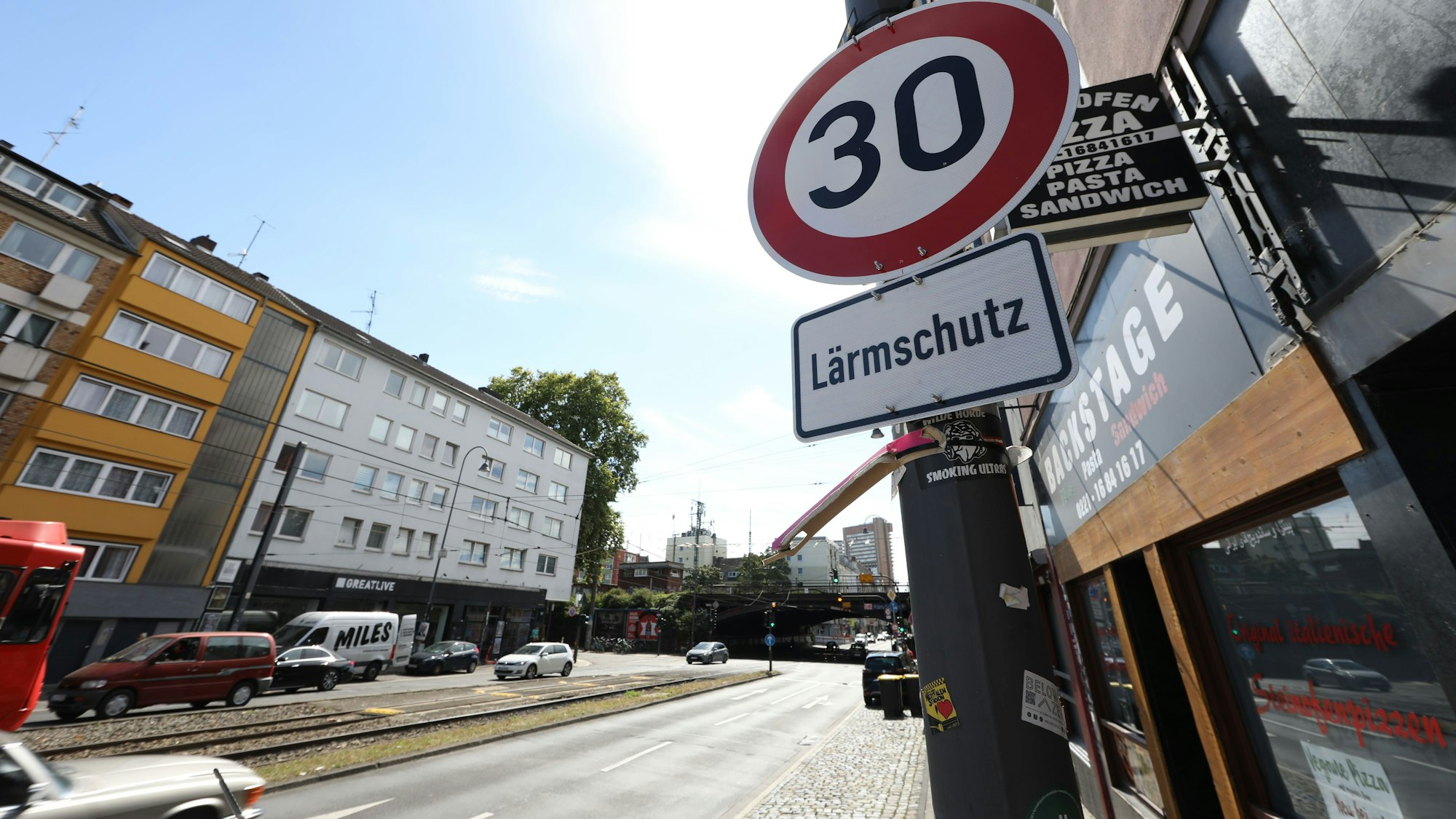 Auf der Luxemburger Straße gilt seit August Tempo 30, um die Anwohner vor Lärm zu schützen.