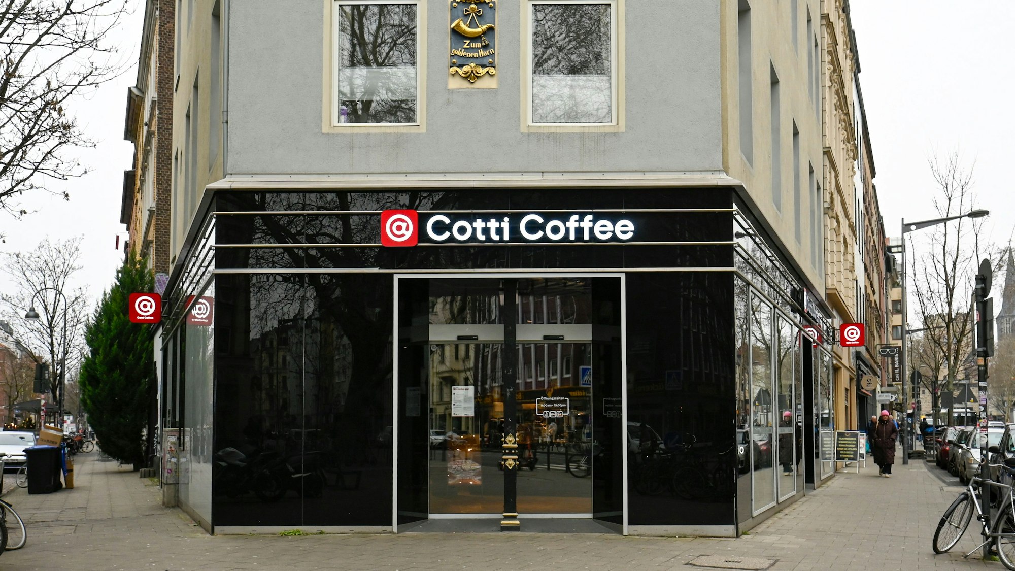 Außenansicht der Cotti-Coffee-Filiale in der Südstadt