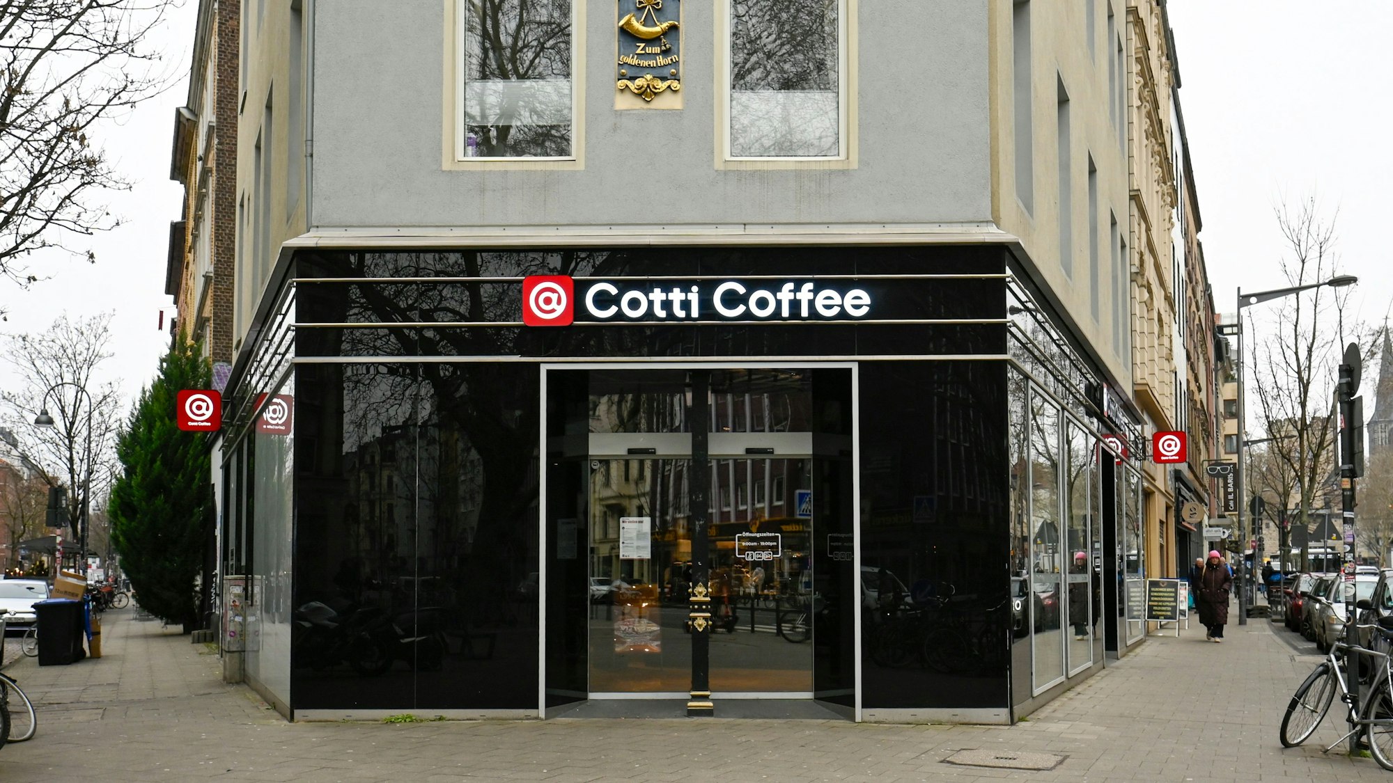 Außenansicht der Cotti-Coffee-Filiale in der Südstadt