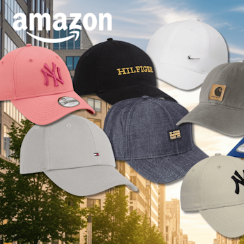 Verschiedene Caps aus dem Amazon Sale vor einem sonnigen Hintergrund.