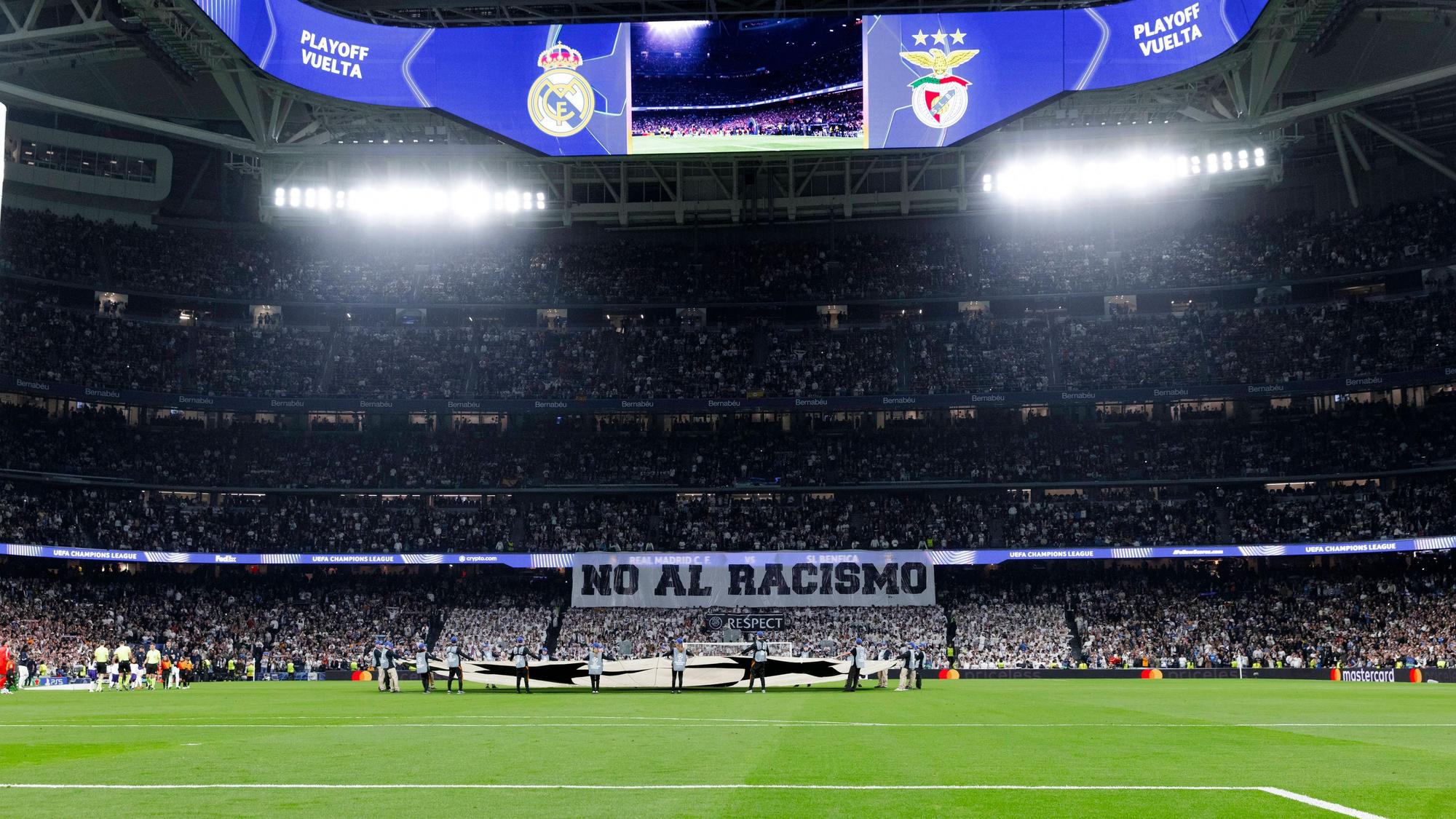 Fans von Real Madrid vor dem Spiel in der Champions League gegen Benfica Lissabon.