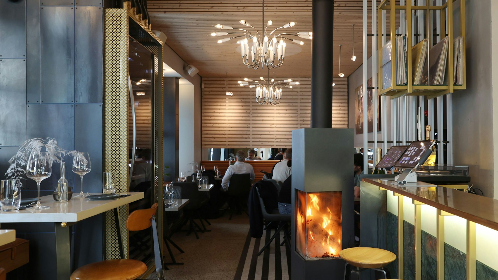 26.02.2026 Gastrokritik von Carsten Henn („Henns Geschmackssache“) über „Karls Weinbar“ in der Venloer Str. 583 in Ehrenfeld. Foto: Martina Goyert