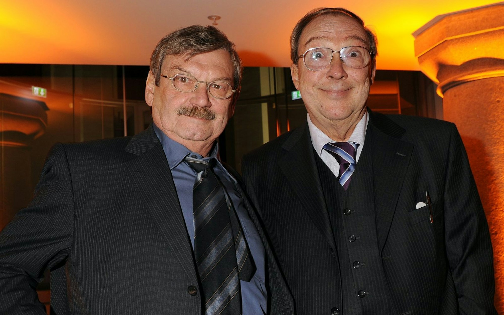 Mit seinem 2019 verstorbenen „Polizeiruf“-Kollegen Wolfgang Winkler (links) verband Jaecki Schwarz eine enge Freundschaft. (Bild: Hannes Magerstaedt/Getty Images)