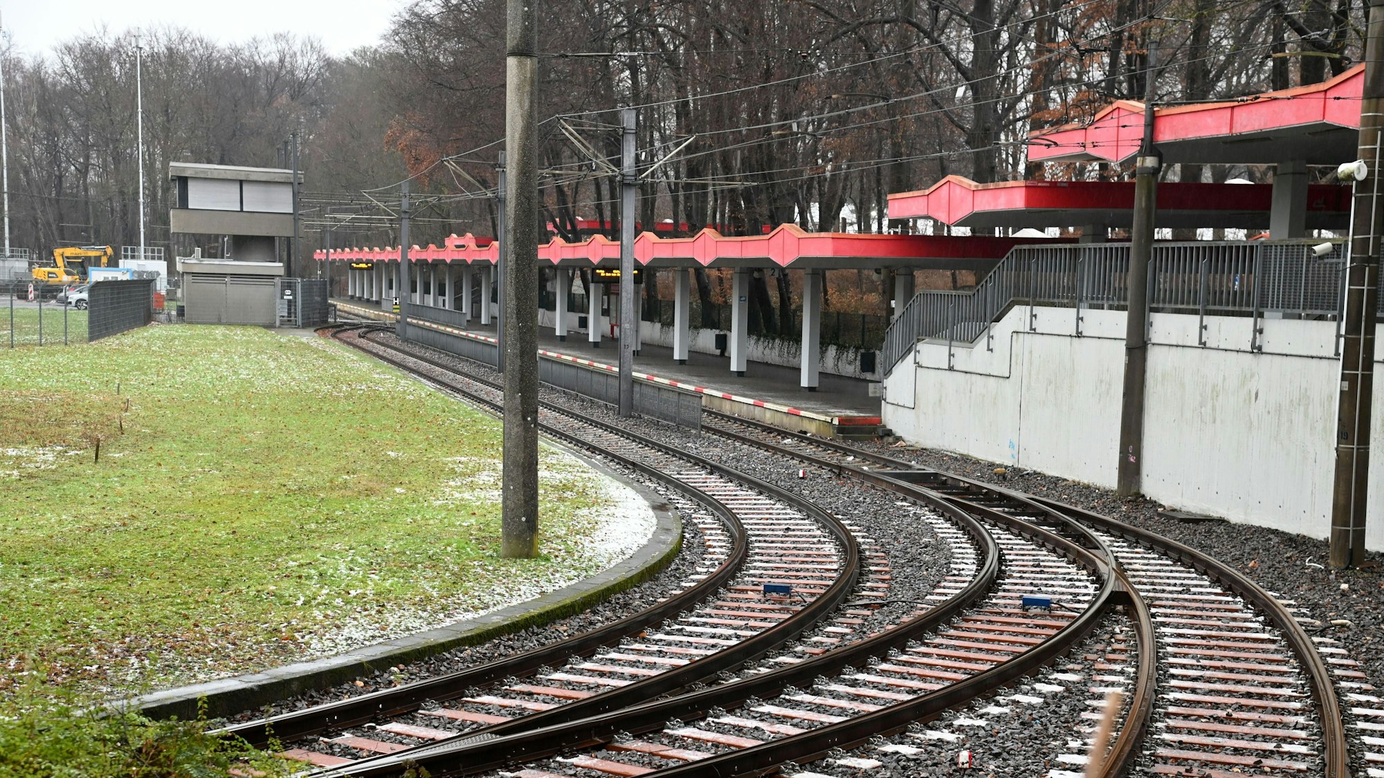 Die Sonderhaltestelle am Rhein-Energie-Stadion in Köln