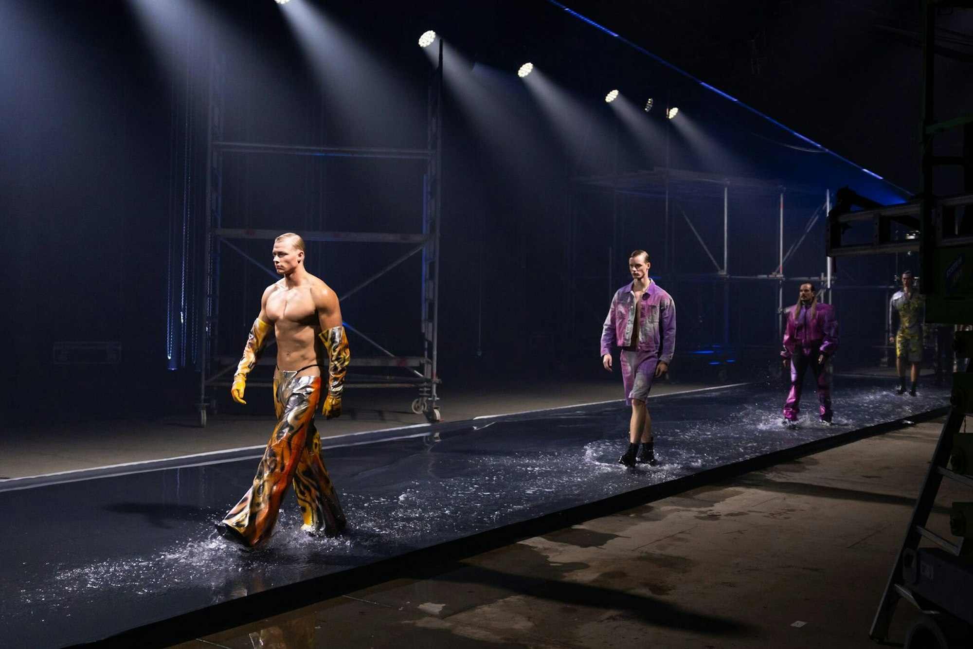 Yanneck (links) steht vielleicht eine große Modelkarriere in Italien bevor. (Bild: ProSieben/Daniel Graf)