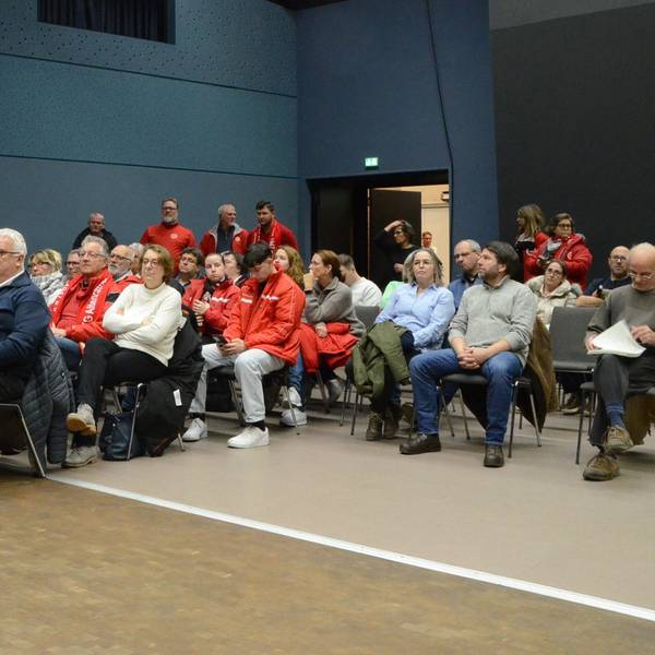 Altenrather Vereine Bürgerantrag zur Mehrzweckhalle Stadtrat Troisdorf