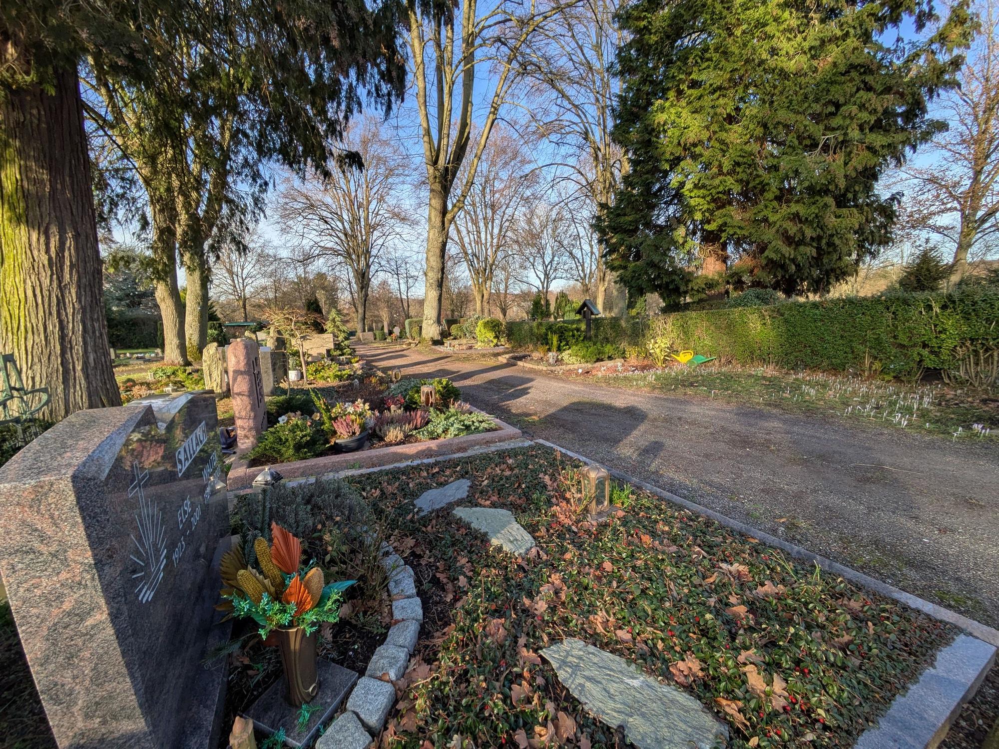 Der Friedhof in Lützenkirchen