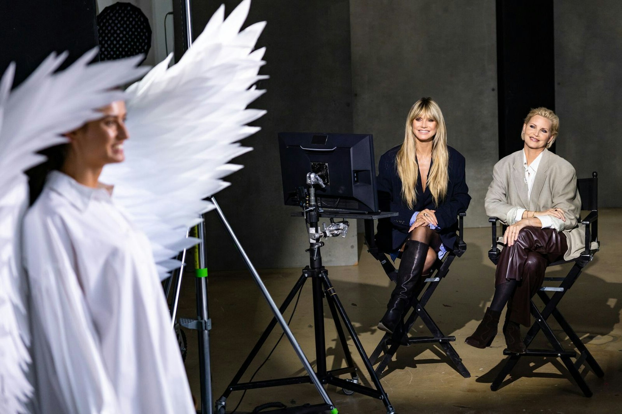 90er-Jahre-Supermodel Nadja Auermann (rechts) ist erstmals als Gastjurorin dabei. (Bild: ProSieben/Daniel Graf)