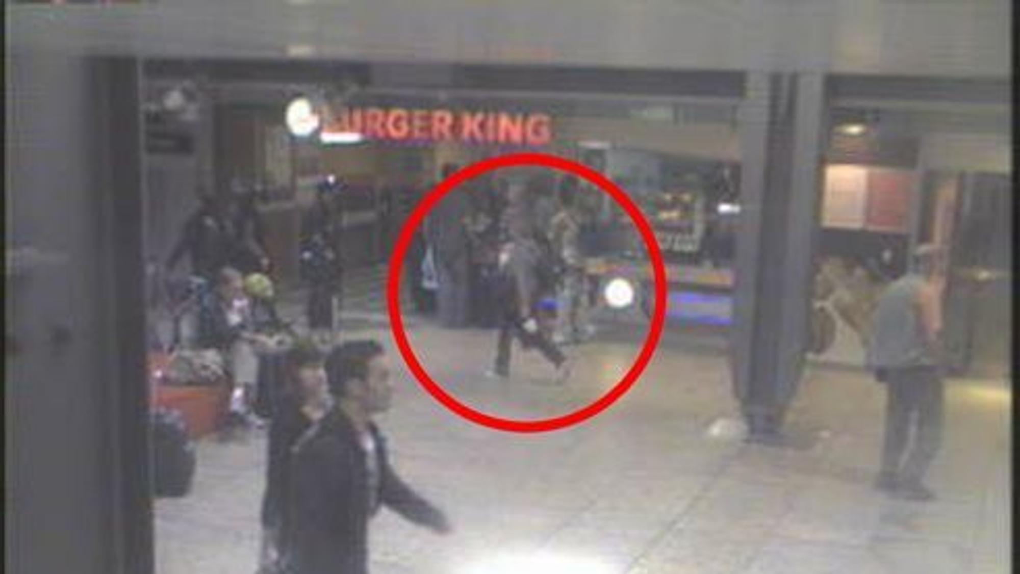 Eine Überwachungskamera zeichnet Anke Schäfer am Hauptbahnhof kurz vor ihrem Tod auf.