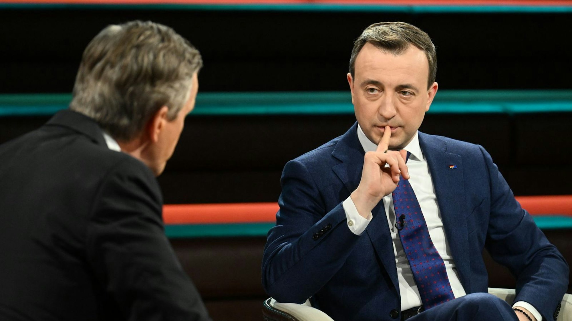 CDU-Politiker Paul Ziemiak fand bei „Markus Lanz“ mit Blick auf die AfD deutliche Worte. (Bild: ZDF / Markus Hertrich)